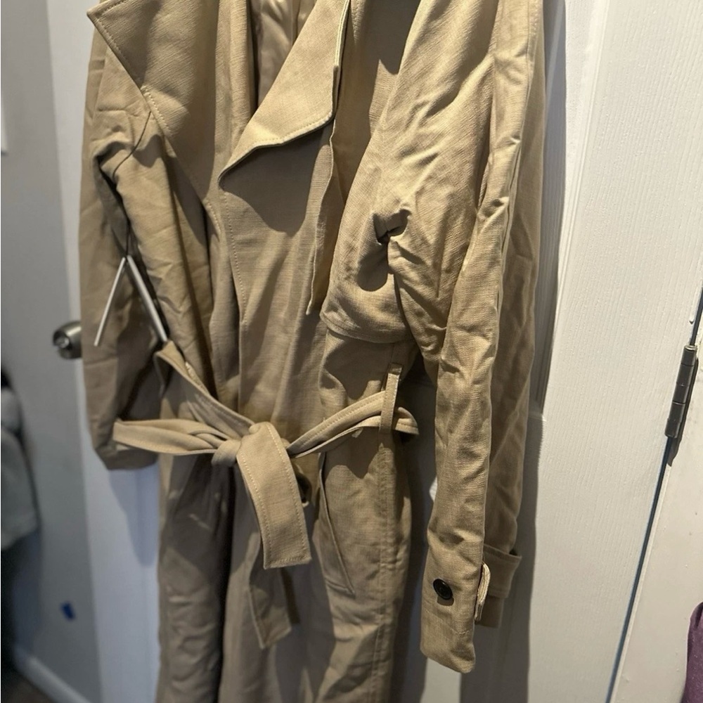 Aritzia Babaton cultivate trench coat, NWT size L, Wicker Tan, MRS $298 - Picture 9 of 11